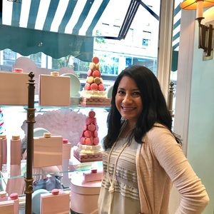 Meet your Posher, Nereyda